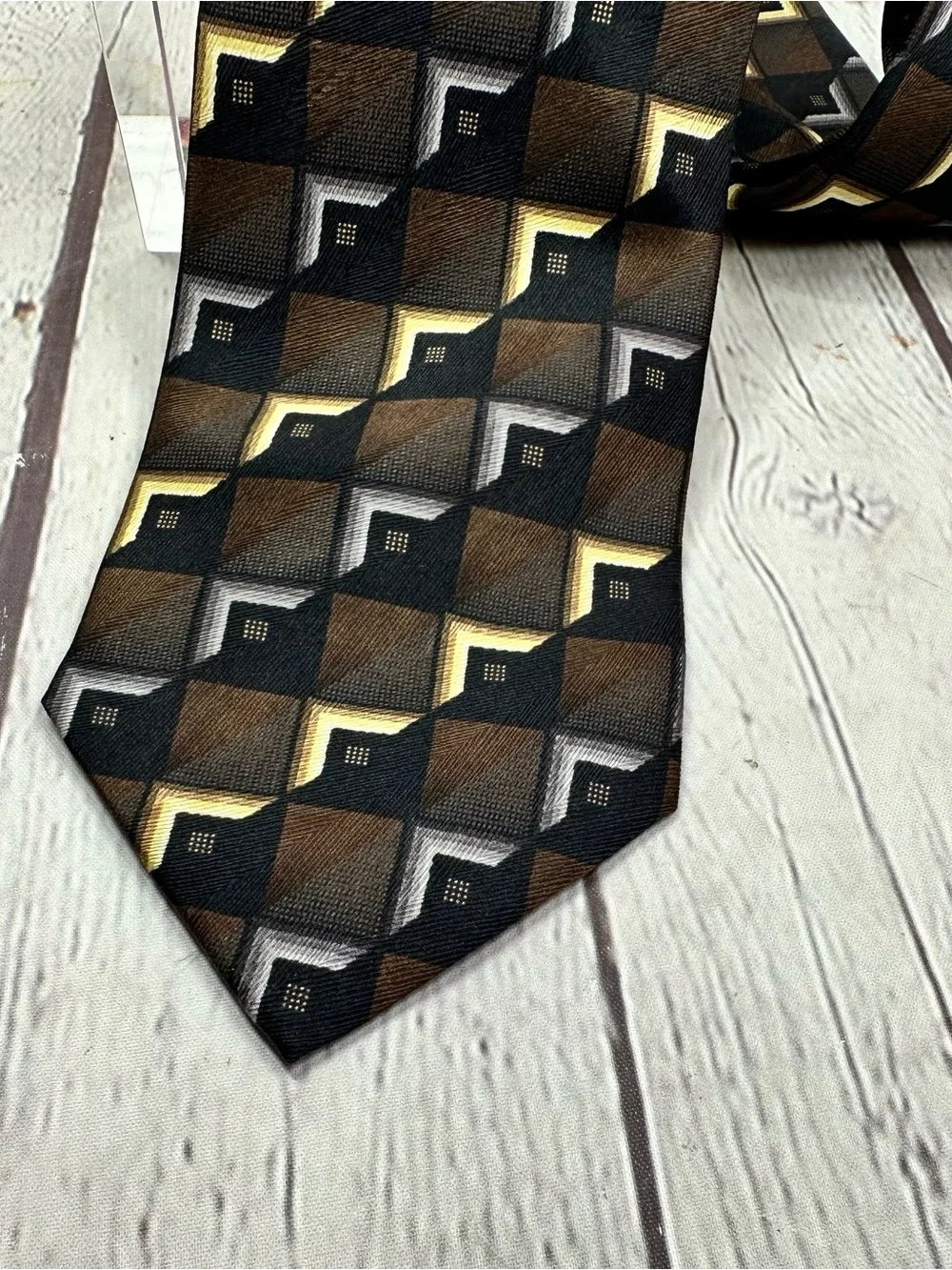 Kilburne & Finch Men's Geometric Brown & Black silk Tie Gold Accents office